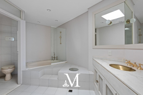 Hermosa Casa De 5 Amb En La Mejor Zona Residencial De Embajadas