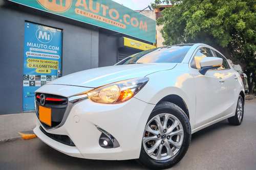 Mazda 2 1.5 Touring Sedan