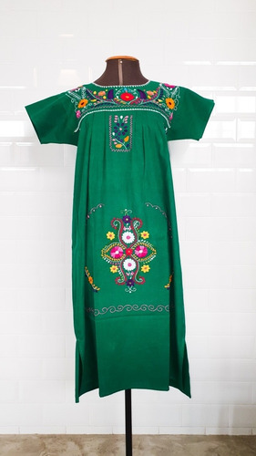 Imagem 2 de 3 de Vestido Mexicano Midi Bordado A Mão Plus Size - Varal