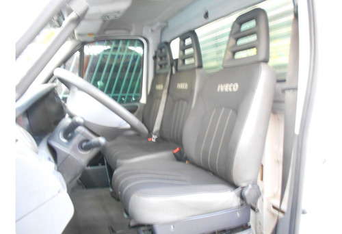 Imagem 8 de 9 de Iveco Daily 3.0 Hpi 35s14 Chassi Hd
