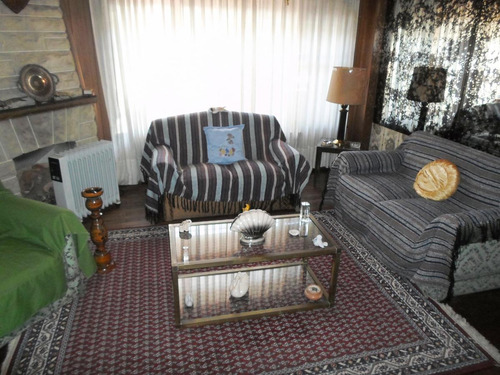 Martinez | Chalet 6 Ambientes | 404m2 Cub