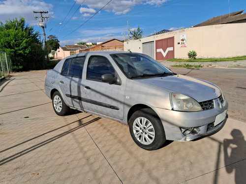 Renault Clio Sedan 1.0 16v Expression Hi-flex 4p