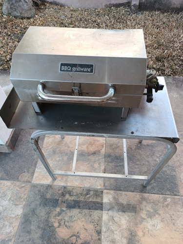 Asador De Gas Portátil En Acero Inox 