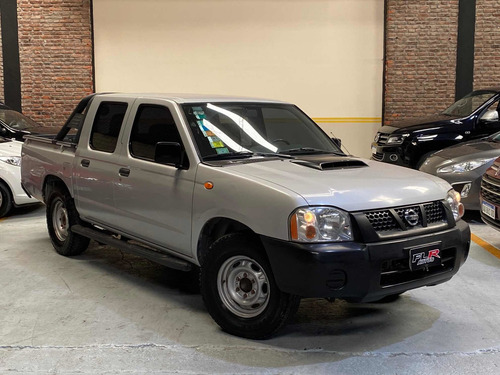 Nissan Np300 2.5 Cabina Doble 133cv 4x2 2010