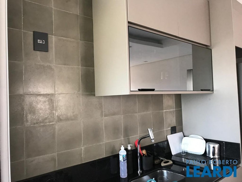 Imagem 8 de 15 de Apartamento - Barra Funda - Sp - 517351
