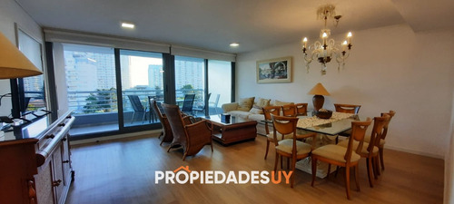 Venta Apartamento Sobre Playa Mansa