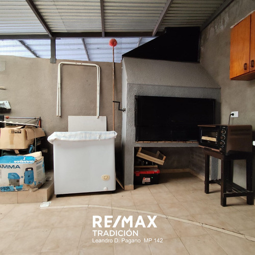 Venta Casa 3 Dorm. - Carlos Gardel 365, Rcia.