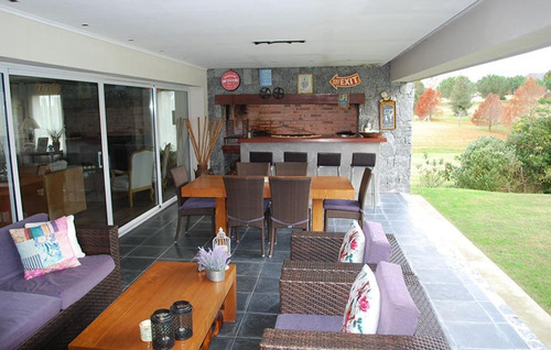 Venta Casa 4 Dormitorios 5 Baños Lomas De La Tahona #453