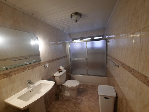 Se Renta Apartamento Amueblado 3 Habitaciones En La Av. Anacaona