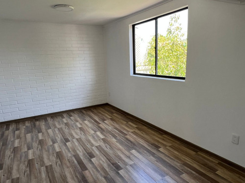 Casa De 2 Pisos, 3d-1b, Villa España, Puente Alto