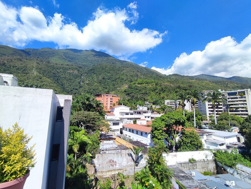 Imagen 18 de 19 de Venta De Pent House Duplex En Los Palos Grandes