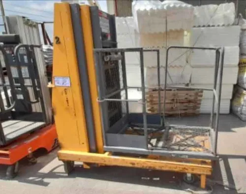 Plataforma Elevadora De Personas Bill Jax Xlt-1571 A 6mts
