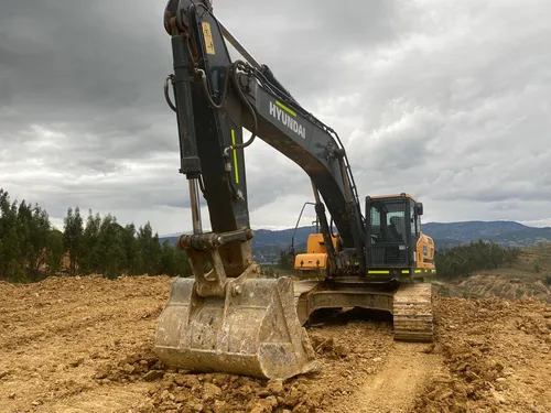 Excavadora De Orugas / Hx340-2 / Modelo 2021 / Firavitova