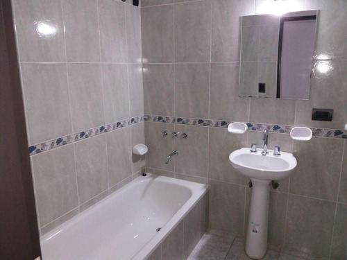 Imagen 9 de 10 de Excelente 2 Ambientes Céntricos
