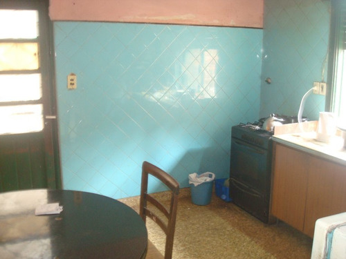 Imagen 4 de 10 de Casa En Venta En Moron Sur