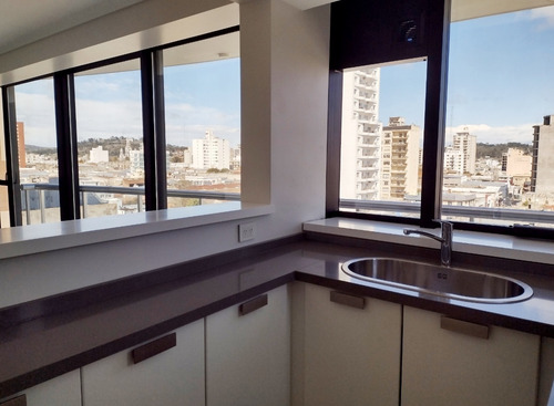 Imagen 3 de 9 de Departamento De Categoría A Estrenar En Venta En Centro De Tandil