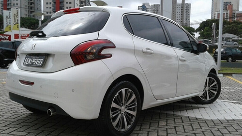 Peugeot 208 2016/2017 4426