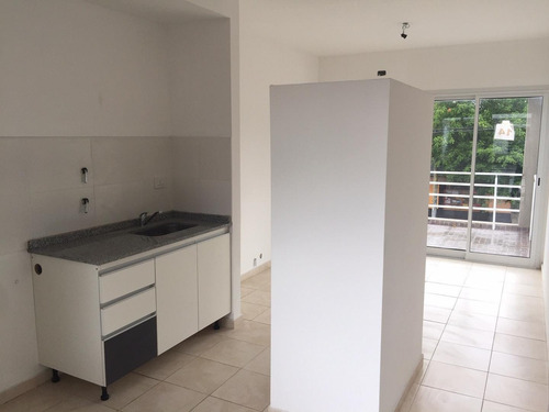 Imagen 9 de 24 de En Venta. Departamento Planta Alta Con Cochera San Miguel