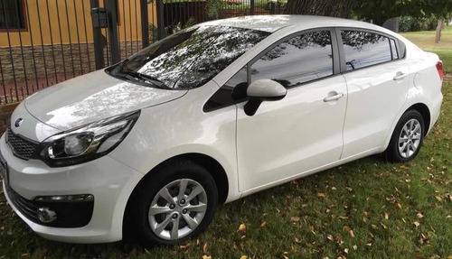 Kia Rio 1.2 Ex Sedan 4p