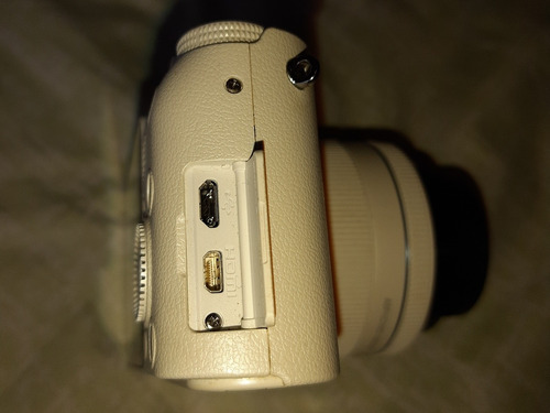 Smart-câmera Digital Samsung Nx1000 20.3mp Wi-fi Fullhd
