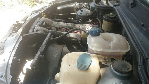 Volkswagen Parati 2000 1.0 16v 5p