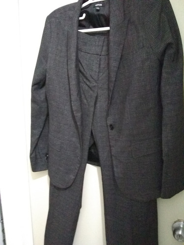 Imagen 2 de 4 de Traje Sastre