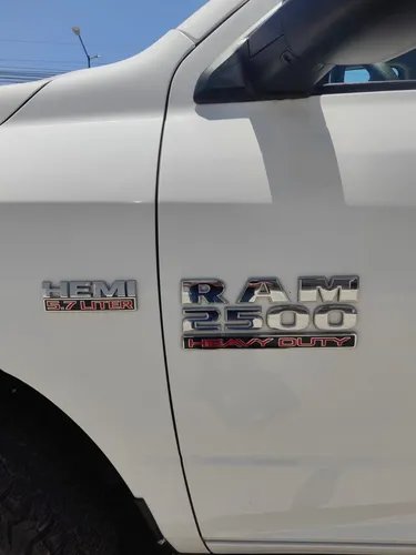Dodge Ram 2500 Pick-up 2016