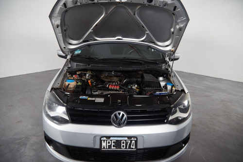 Imagen 7 de 25 de Volkswagen Fox 2013 1.6 5p Confortline Gnc Mz