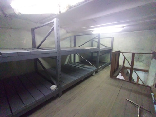 Local Comercial En Barrio Reus /excelente Zona