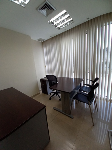Imagen 8 de 12 de Torre Bvc Oficina Amoblada