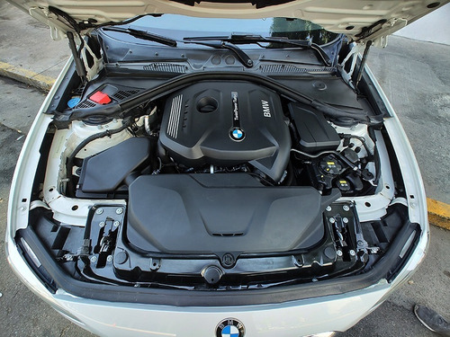 Imagen 12 de 15 de Bmw 120 2018 Sportline 2.0 At Abasto Motors