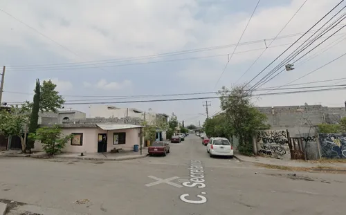 !! Gran Remate !! Hermosa Y Amplia Casa En La Mejor Zona De Col. La Alianza Nonterrey Nuevo Leon
