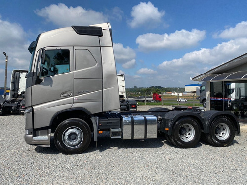 Imagem 6 de 15 de Volvo 540 Fh Globetrotter 2021 Traçado 6x4