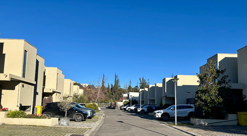 A Pasos Mayflower, Huinganal, Grandes Vias ,4 D+ Sala+ Serv