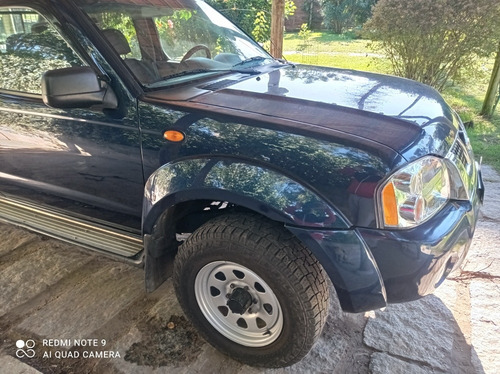 Nissan Np300 2.4 Doble Cabina 4x4 Mt 2014