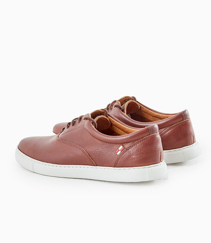 Imagen 3 de 4 de Zapatilla Boating Blanques Acordonada Para Hombre