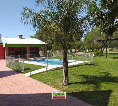 Imagen 2 de 30 de Venta Complejo En Ingreso A Colón - Piscina.