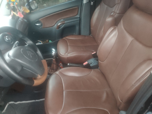 Citroën C3 2009 1.4 8v Exclusive Flex 5p