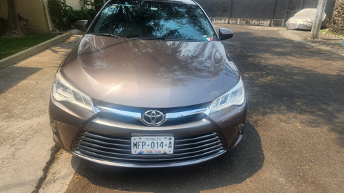 Toyota Camry 3.5 Xle V6 At