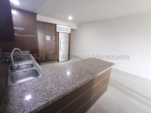 Imagen 13 de 14 de Marol Rentahouse Vende Apartamento En La Trigaleña Valencia 22-15641
