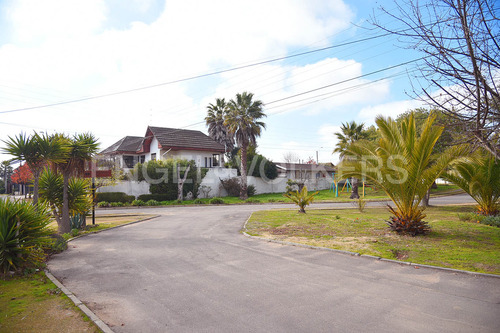 Acogedora Casa En Algarrobo.