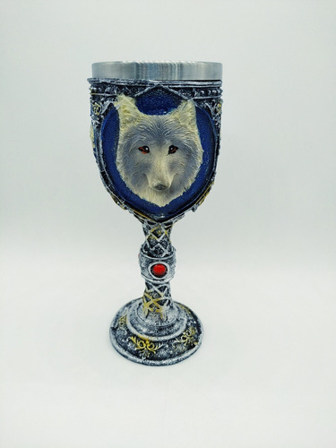 Caneca Lobo Resina Coleção Wolf Guerra Taça