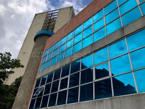Imagen 16 de 22 de Los Dos Caminos Edificio Comercial En Venta 23-15492