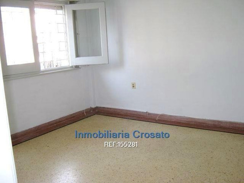 Casa Venta De Dos Dormitorios, Patio, Cochera