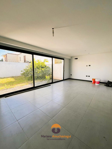 Duplex - Dos Dormitorios - Barrio Residencial San José