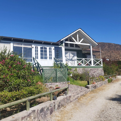 Parcela Con Casa Familiar En El Valle
