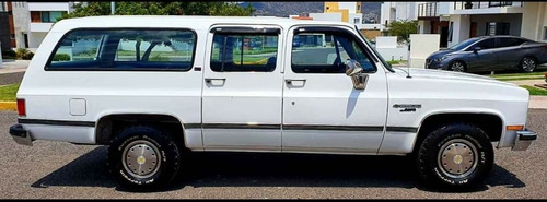 Imagen 3 de 15 de Chevrolet Suburban Sle Máximo Lujo