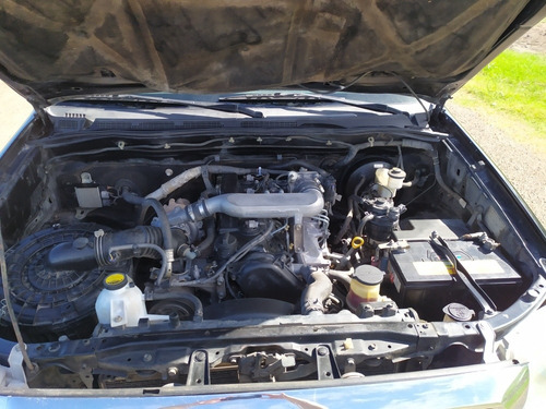 Toyota Hilux 2.5 Cab Doble 4x2 2010