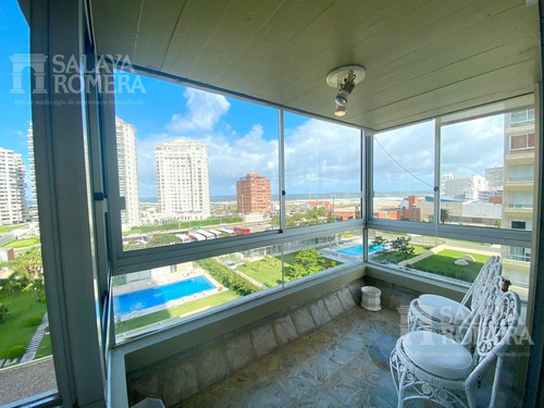 Imagen 14 de 16 de Venta Apartamento Edificio Malecon - 3d Servicio - Playa Mansa Ref:4204000