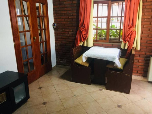 Imagen 9 de 14 de Casa Ph En Alquiler En Villa Luzuriaga
